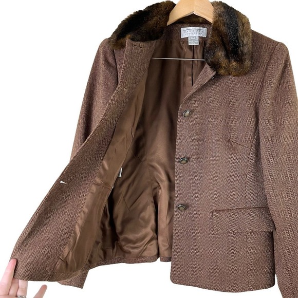 Talbots Faux Fur Collar Wool Herringbone Tweed Button Front Jacket in Brown Sz 8 - Picture 8 of 15
